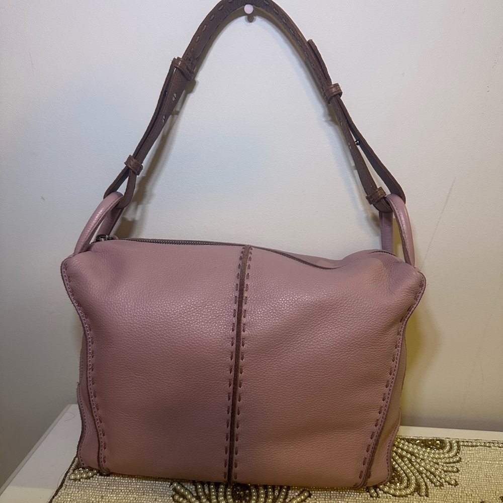 The Sak Los Feliz Hobo in Rosewood